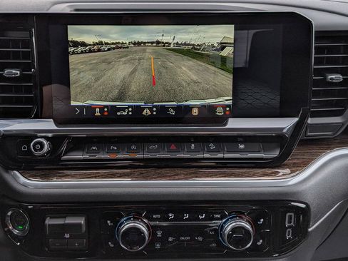 New 2026 GMC Sierra 1500 Elevation w/ Elevation Premium Package AWD/4WD image 17