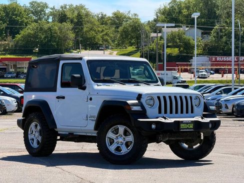 Used 2019 Jeep Wrangler Sport AWD/4WD image 1