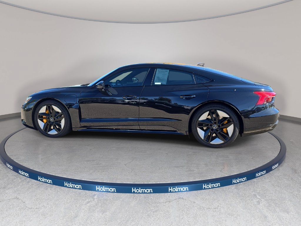 Used 2024 Audi RS e-tron GT w/ Carbon Performance Package AWD/4WD image 9