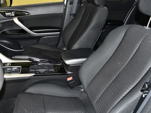 Used 2022 Mitsubishi Eclipse Cross LE image 36