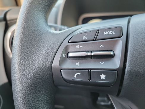 Certified 2023 Hyundai Kona SE image 7