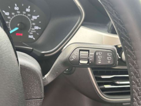 Used 2022 Ford Escape SE w/ Cold Weather Package image 22