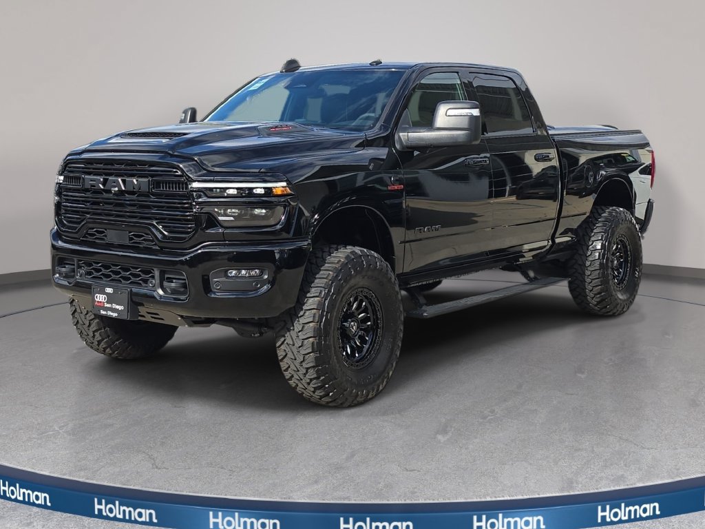 Used 2025 RAM 2500 Laramie AWD/4WD image 1