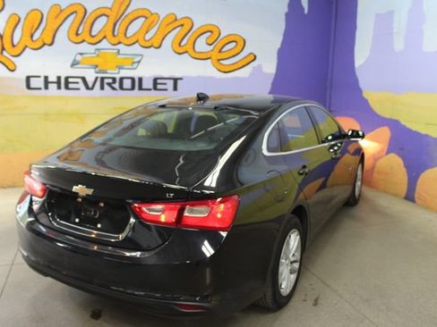 Used 2018 Chevrolet Malibu LT FWD image 8