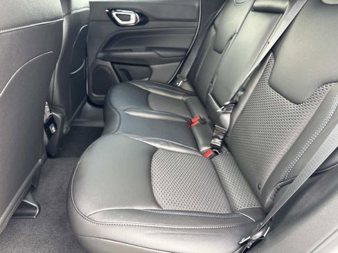 New 2026 Jeep Compass Latitude image 8