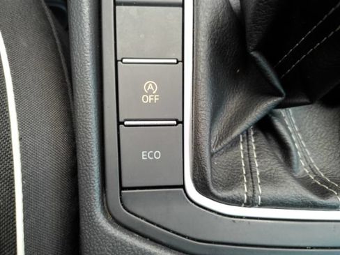 Used 2024 Volkswagen Jetta Sport FWD image 45