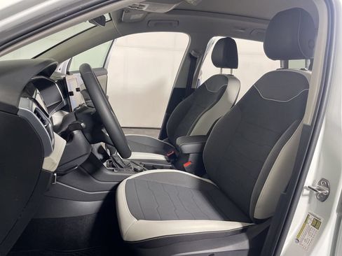 New 2026 Volkswagen Taos SE AWD/4WD image 10