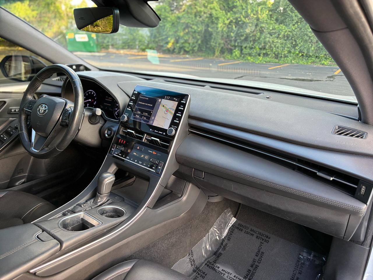 Used 2019 Toyota Avalon Touring FWD image 24