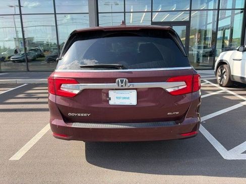 Used 2019 Honda Odyssey Elite image 5