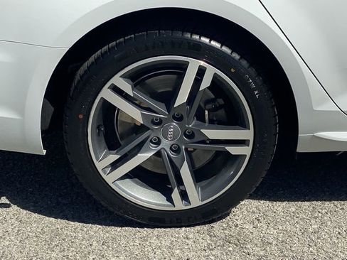 Used 2017 Audi A4 2.0T Premium Plus w/ Premium Plus Package image 37