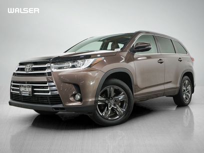 Used 2017 Toyota Highlander Limited