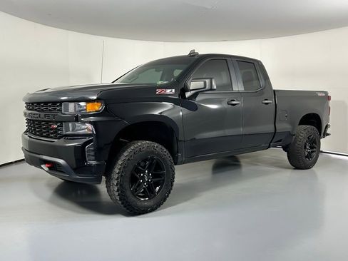 Used 2019 Chevrolet Silverado 1500 Custom Trail Boss image 3