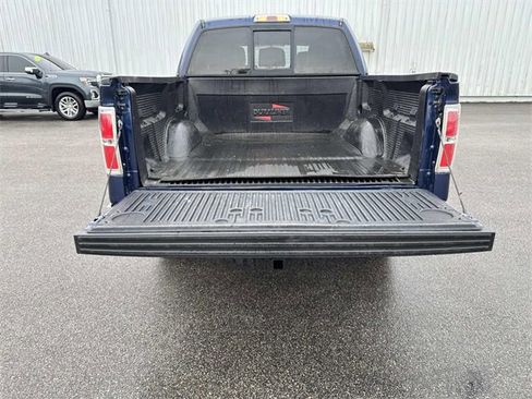 Used 2011 Ford F150 Lariat w/ Lariat Chrome Pkg image 27