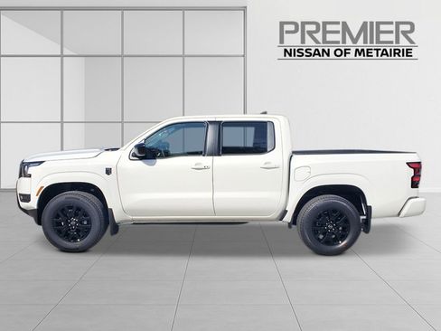 New 2026 Nissan Frontier SV w/ SV Convenience Package image 3