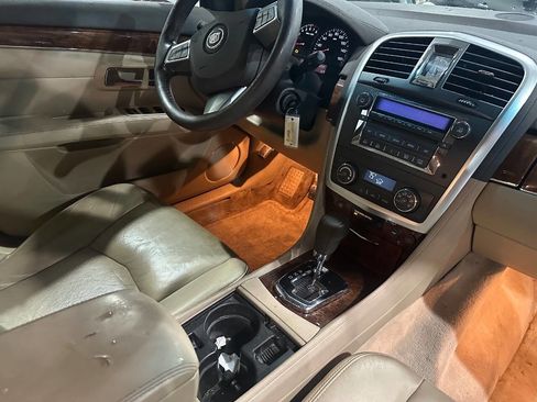 Used 2009 Cadillac SRX AWD w/ Third Row Seating Package image 15