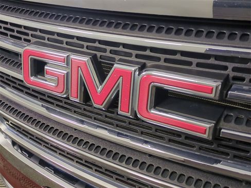 Used 2017 GMC Terrain SLT w/ Open Road Package image 29