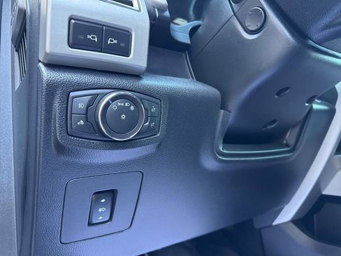 Used 2016 Ford F150 Lariat w/ Equipment Group 502A Luxury AWD/4WD image 17