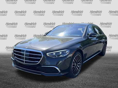 Used 2023 Mercedes-Benz S 580 4MATIC Sedan image 6