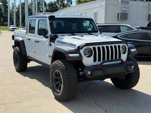 Used 2020 Jeep Gladiator Rubicon AWD/4WD image 4