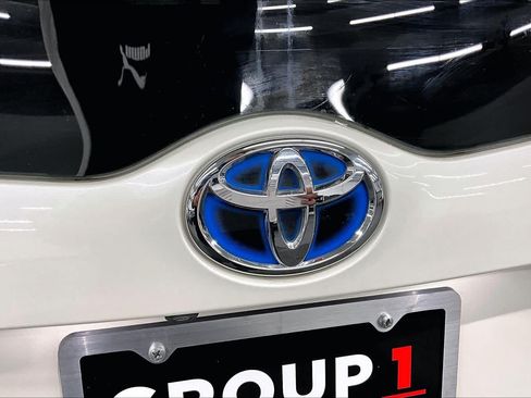 Used 2018 Toyota Prius Prime Advanced FWD image 30