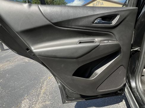 Certified 2019 Chevrolet Equinox LT AWD/4WD image 16