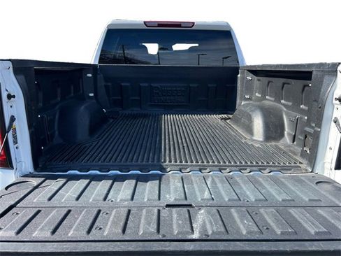 Used 2025 GMC Sierra 1500 SLT image 19