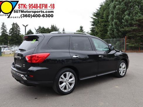 Used 2018 Nissan Pathfinder SL w/ SL Premium Package AWD/4WD image 9