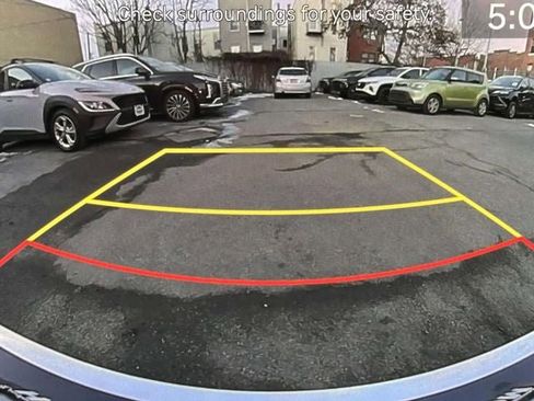 Used 2023 Genesis GV70 2.5T w/ Advanced Package image 32