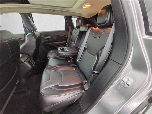 Used 2014 Jeep Cherokee Limited w/ Technology Group FWD image 22
