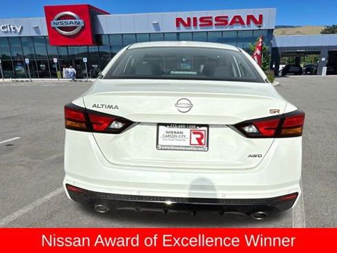 New 2025 Nissan Altima 2.5 SR image 4