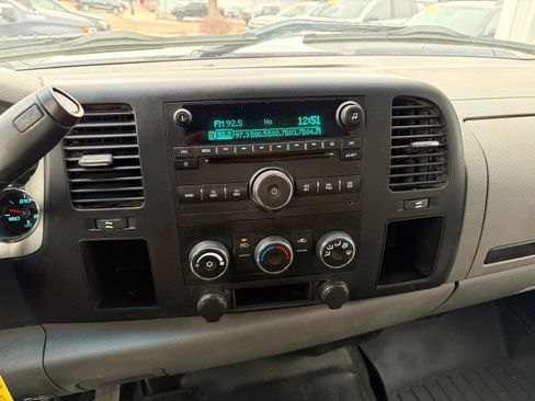 Used 2008 Chevrolet Silverado 2500 W/T image 12