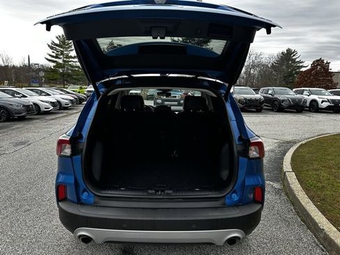 Used 2021 Ford Escape Titanium image 13