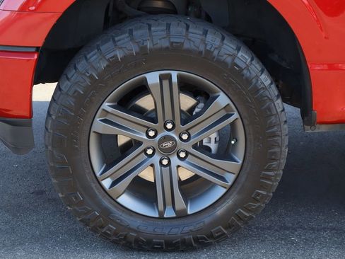 Used 2023 Ford F150 Lariat w/ Max Trailer Tow Package image 32