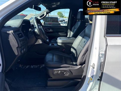Used 2024 Chevrolet Tahoe LT AWD/4WD image 13