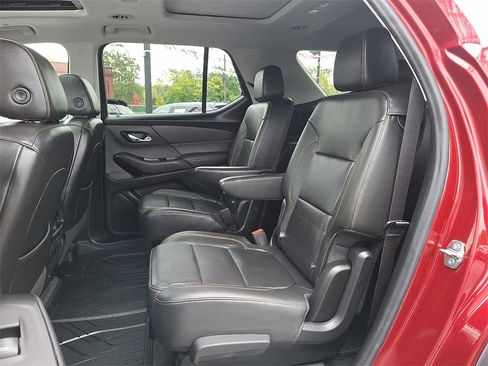 Used 2020 Chevrolet Traverse RS w/ LPO, Floor Liner Package image 10