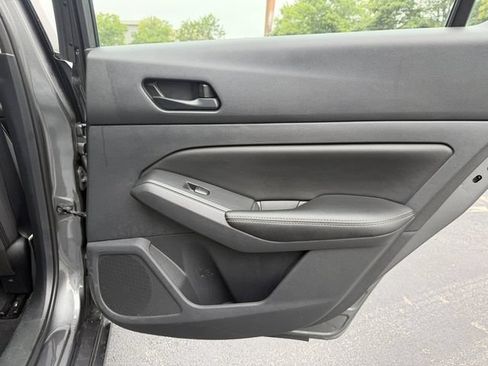 Used 2025 Nissan Altima 2.5 SV FWD image 25