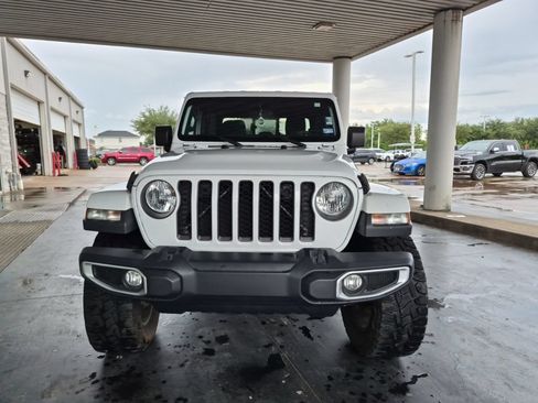 Used 2020 Jeep Gladiator Sport AWD/4WD image 3