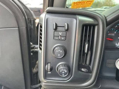 Used 2018 Chevrolet Silverado 2500 LTZ w/ Duramax Plus Package image 11