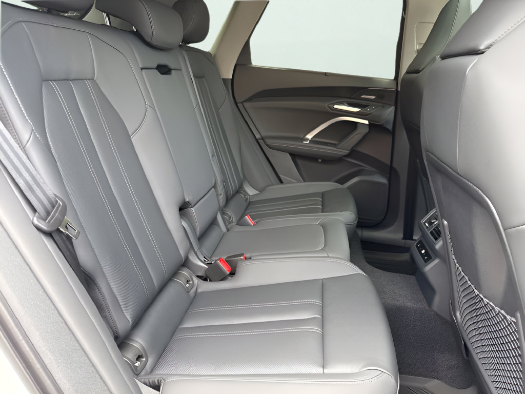 New 2026 Audi Q5 Prestige AWD/4WD image 37