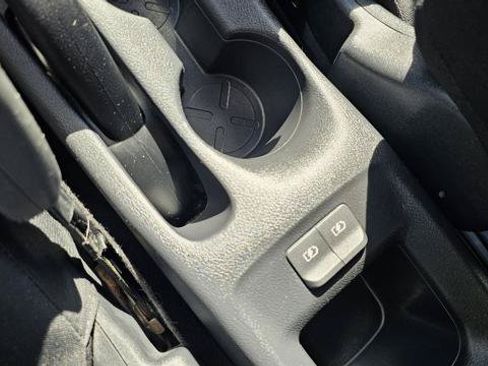 Used 2021 Nissan Kicks S FWD image 21