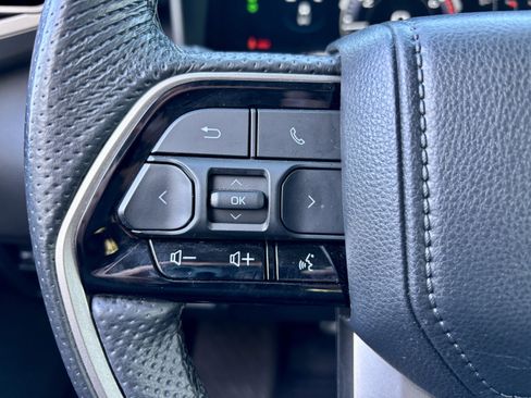 Used 2024 Toyota Tundra Limited image 28