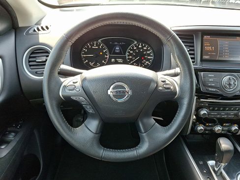 Used 2015 Nissan Pathfinder SV w/ Cargo Package image 22