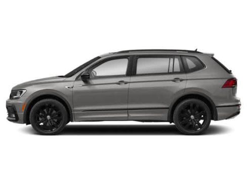 Used 2021 Volkswagen Tiguan SE R-Line w/ 3rd Row Seat Package AWD/4WD image 2