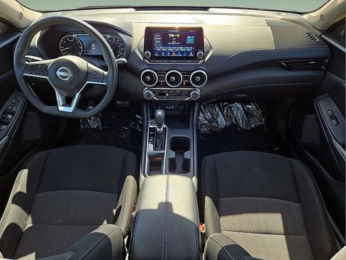 Used 2024 Nissan Sentra SV image 17