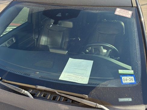 Used 2020 Ford Explorer Limited w/ Class III Trailer Tow Package image 9