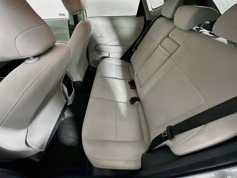 Used 2025 Hyundai Kona SEL FWD image 28