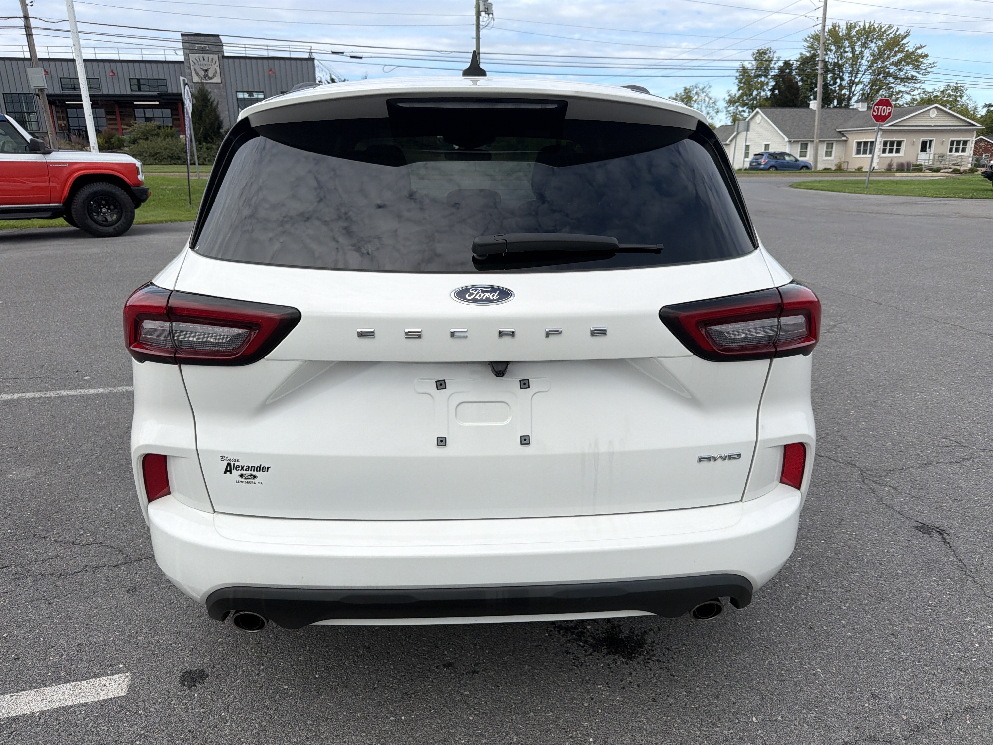 Used 2024 Ford Escape ST-Line AWD/4WD image 4
