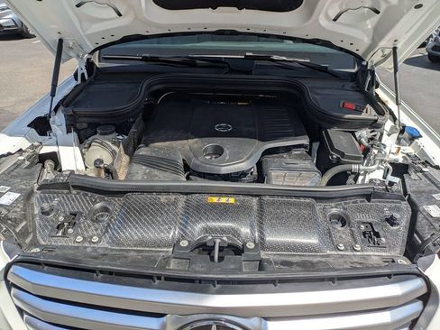 Used 2025 Mercedes-Benz GLS 450 4MATIC image 36