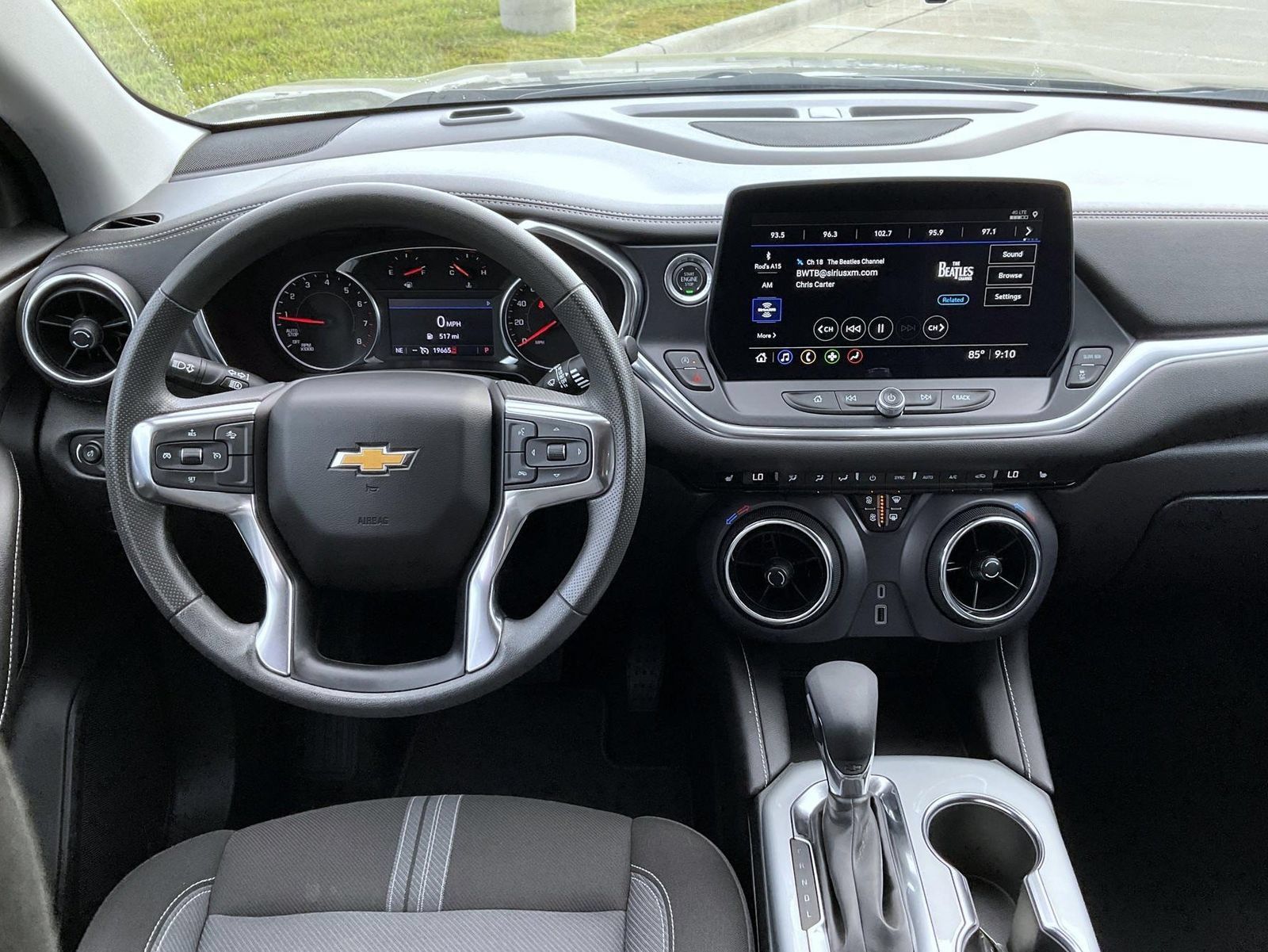 Used 2025 Chevrolet Blazer LT AWD/4WD image 14