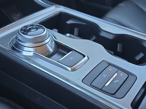 Certified 2022 Ford Edge Titanium image 20